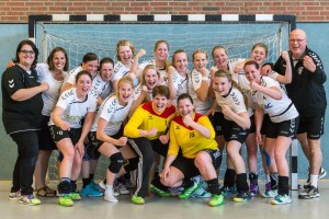 Meisterfoto Handballdamen SW Osterfeine-1